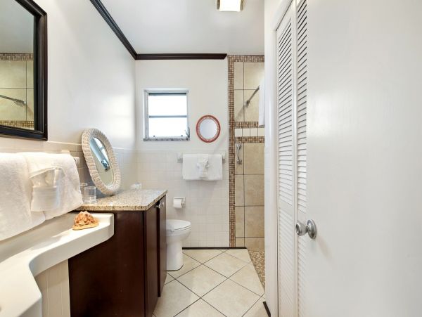 Anna Maria Island Holmes Beach Home 1020244