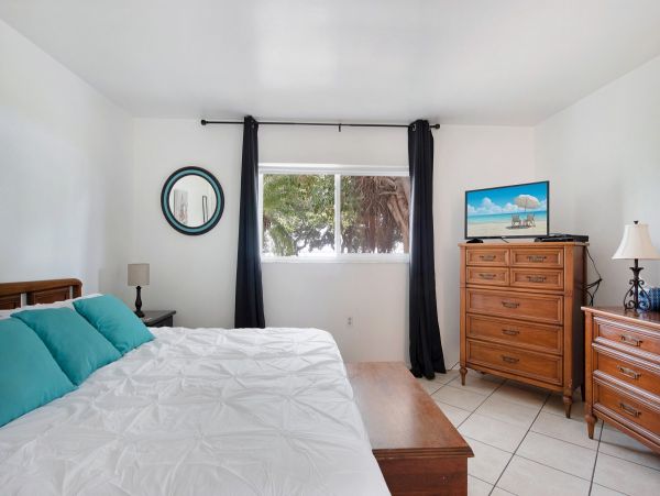Anna Maria Island Holmes Beach Home 1020244