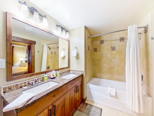 Steamboat Springs Home 1020245