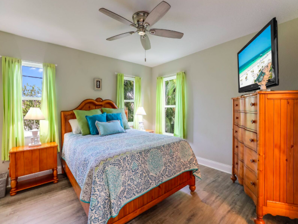 Luxury Coastal Retreat with Private Pool in Holmes Beach