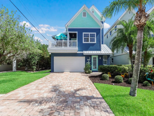 Luxury Coastal Retreat with Private Pool in Holmes Beach