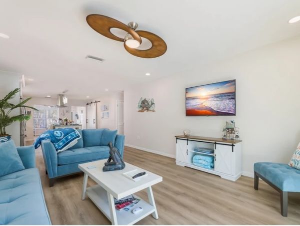 Anna Maria Island Holmes Beach Home 1020250
