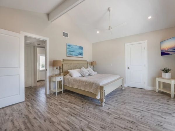 Anna Maria Three Bedroom Vacation Rental Home with Pool