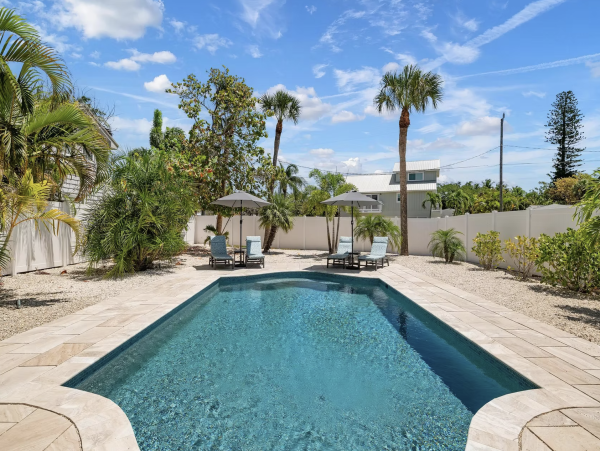 Anna Maria Three Bedroom Vacation Rental Home with Pool