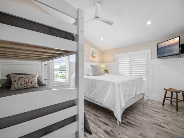Anna Maria Three Bedroom Vacation Rental Home with Pool