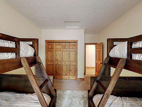 Steamboat Springs Home 1020253