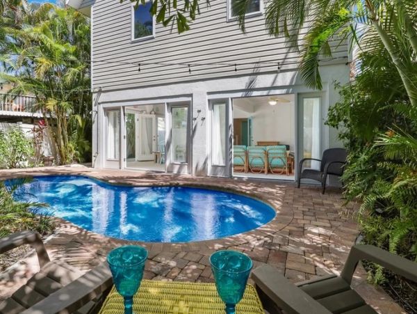 Anna Maria Island Holmes Beach Home 1020257