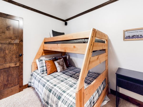 Steamboat Springs Home 1020260