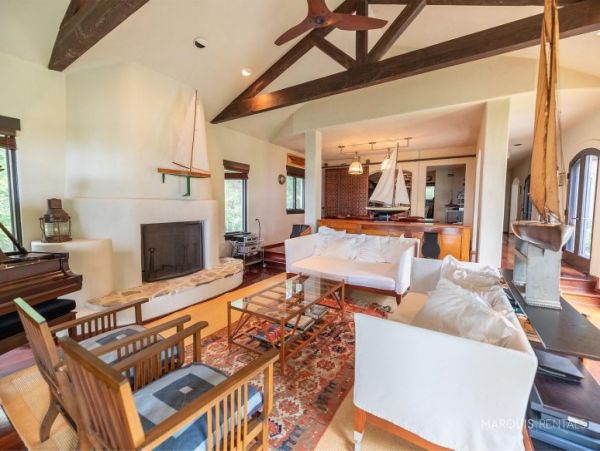 Hamptons Home 1020267