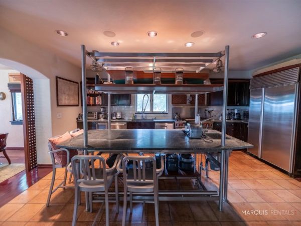 Hamptons Home 1020267