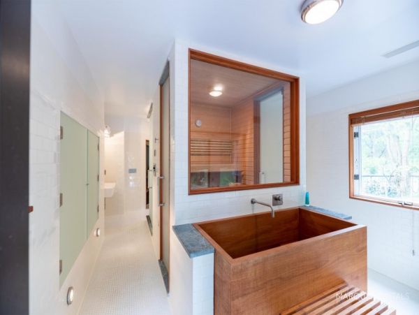 Hamptons Home 1020267