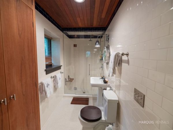 Hamptons Home 1020267