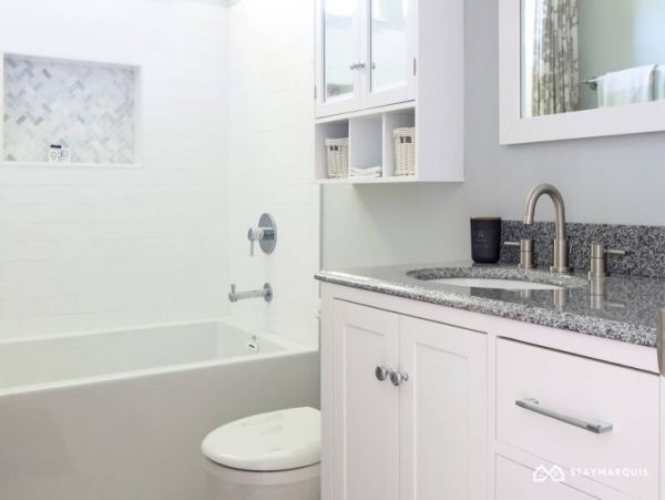 Hamptons Home 1020268