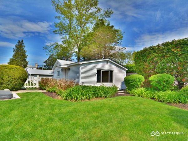 Hamptons Home 1020270