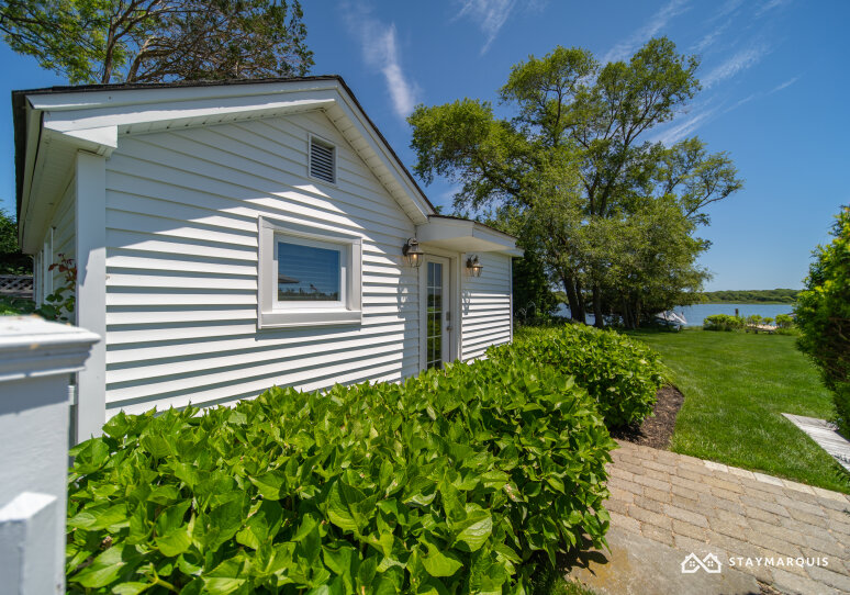 Hamptons Home 1020270