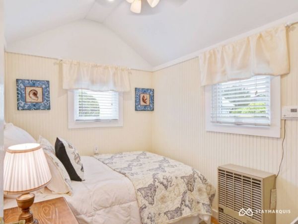 Hamptons Home 1020270