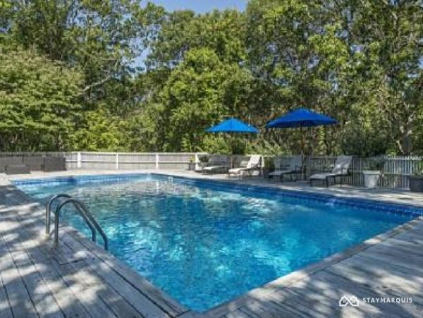 Hamptons Home 1020273