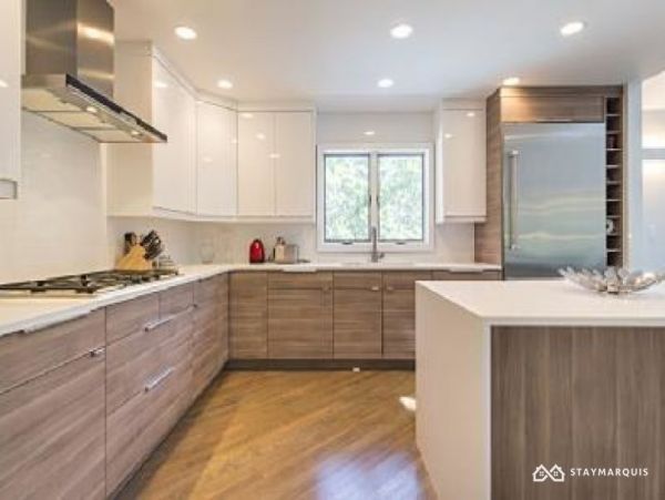 Hamptons Home 1020273