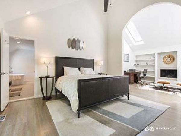 Hamptons Home 1020273