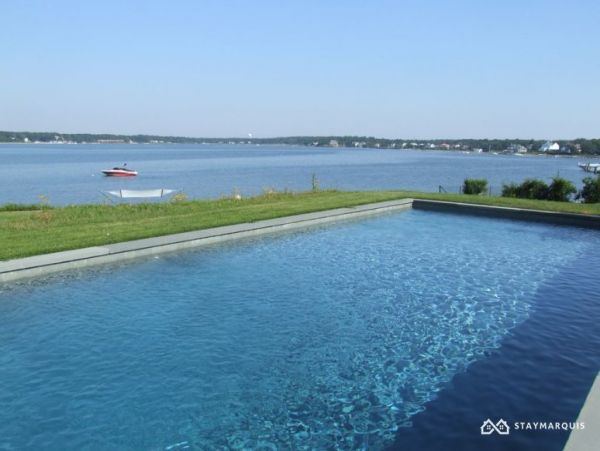 Hamptons Home 1020275