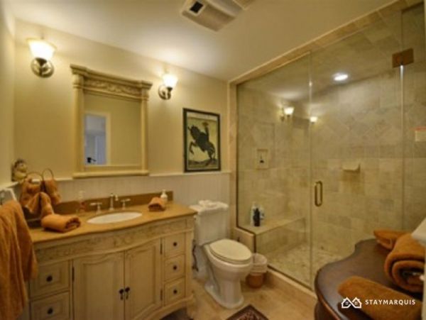 Hamptons Home 1020275