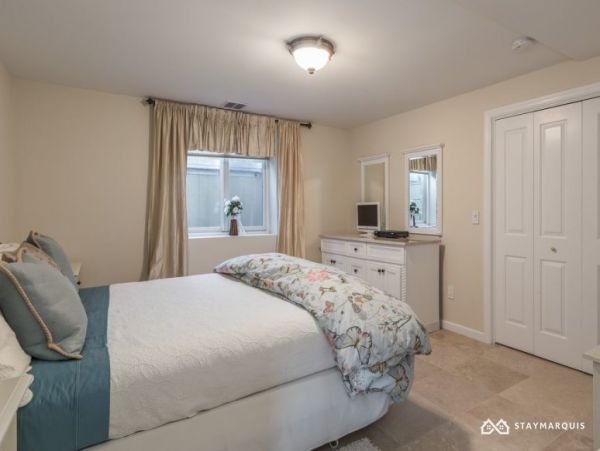 Hamptons Home 1020275
