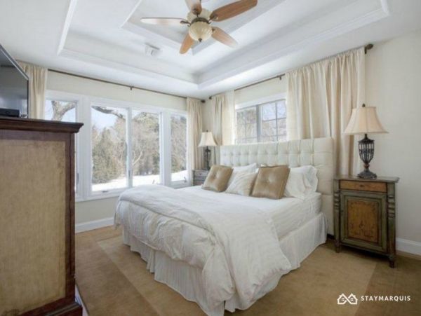 Hamptons Home 1020275