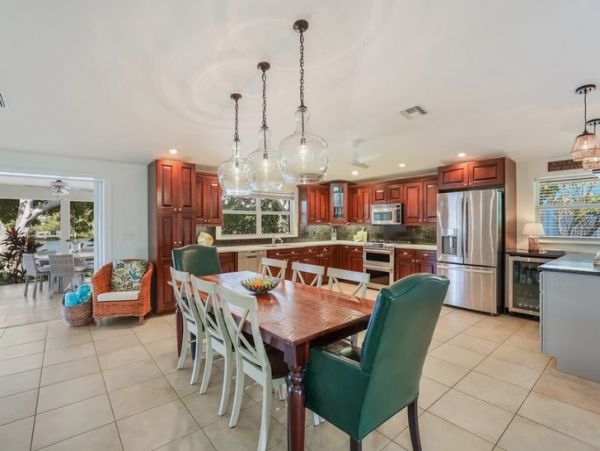 Anna Maria Island Holmes Beach Home 1020276