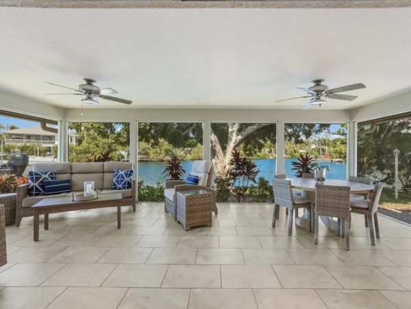 Anna Maria Island Holmes Beach Home 1020276