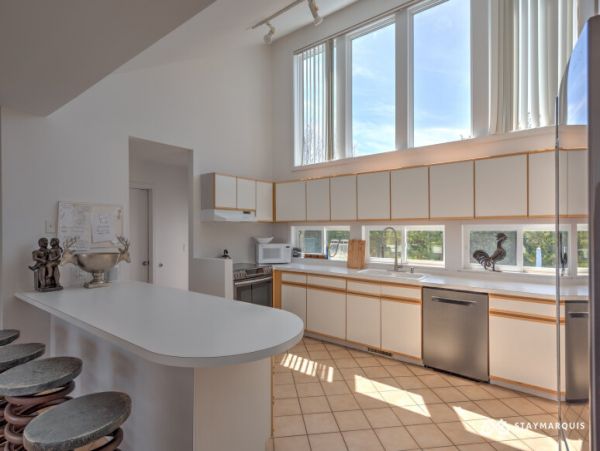 Hamptons Home 1020277