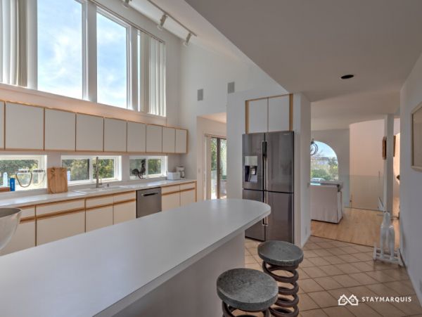 Hamptons Home 1020277