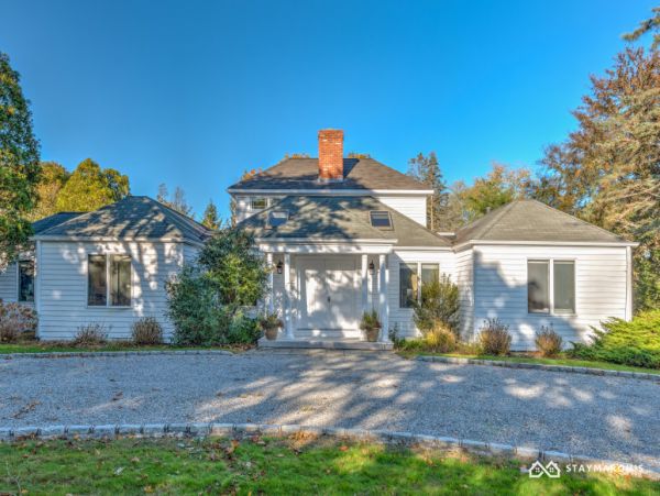 Hamptons Home 1020278