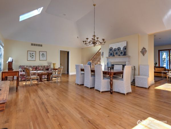 Hamptons Home 1020278