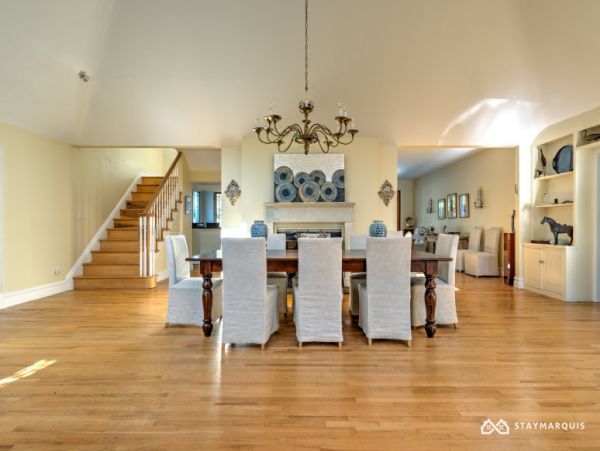 Hamptons Home 1020278