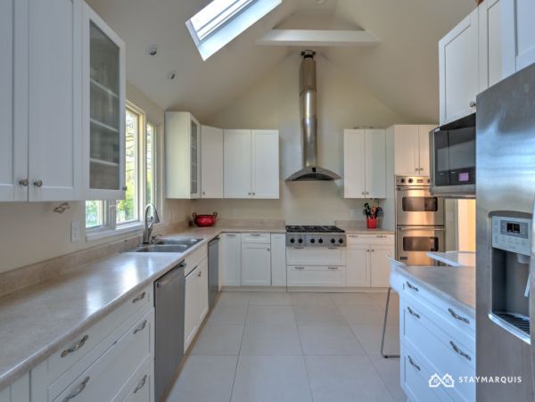 Hamptons Home 1020278
