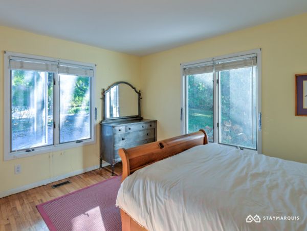 Hamptons Home 1020278
