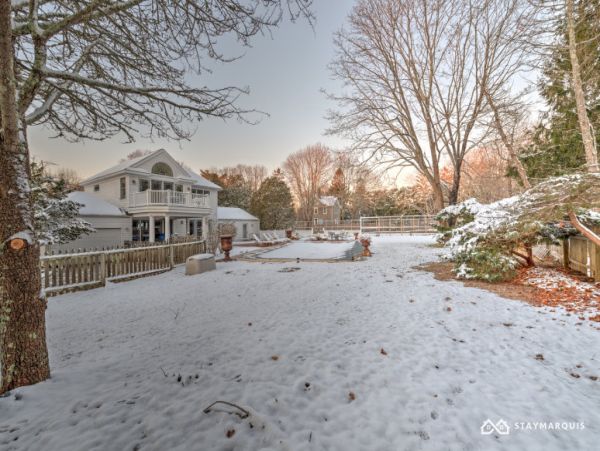 Hamptons Home 1020278