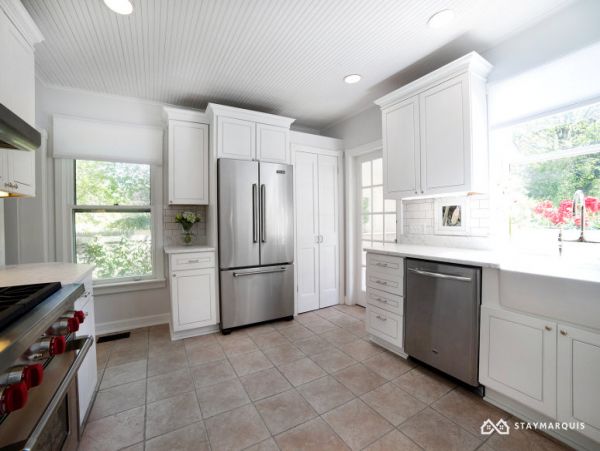 Hamptons Home 1020280