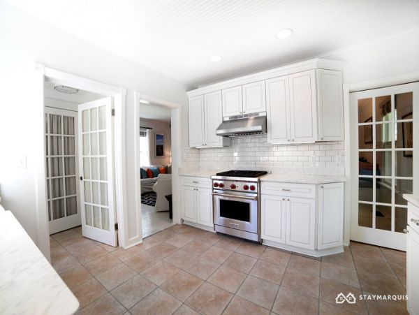 Hamptons Home 1020280