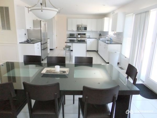 Hamptons Home 1020281