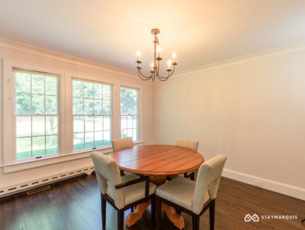 Hamptons Home 1020281