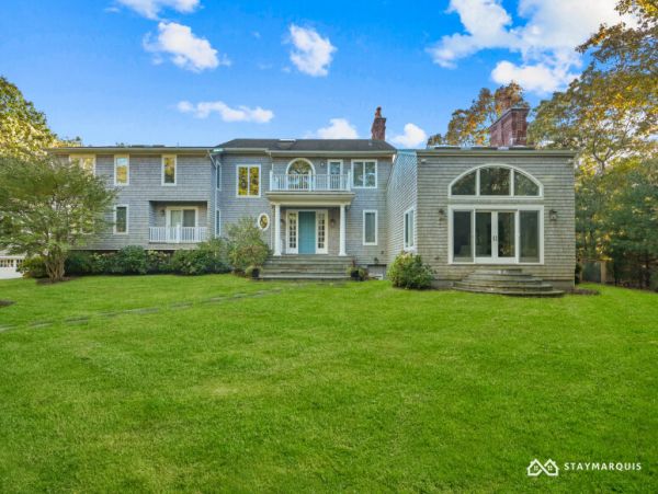 Hamptons Home 1020282