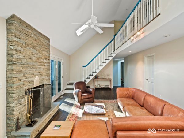 Hamptons Home 1020282