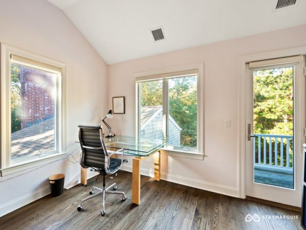 Hamptons Home 1020282