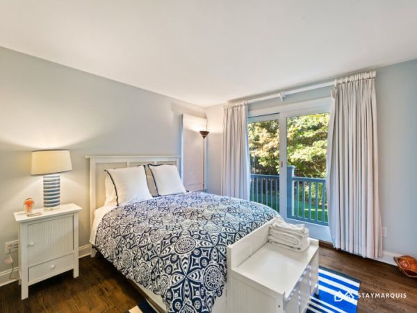 Hamptons Home 1020282