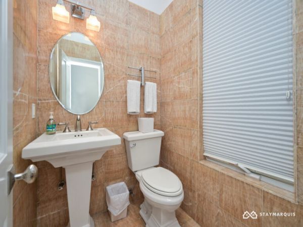 Hamptons Home 1020282