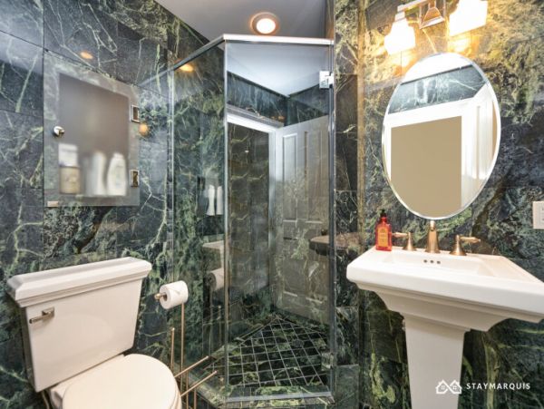 Hamptons Home 1020282