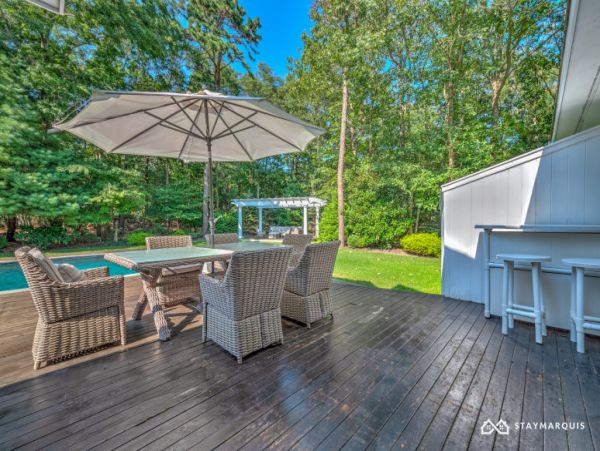 Hamptons Home 1020283