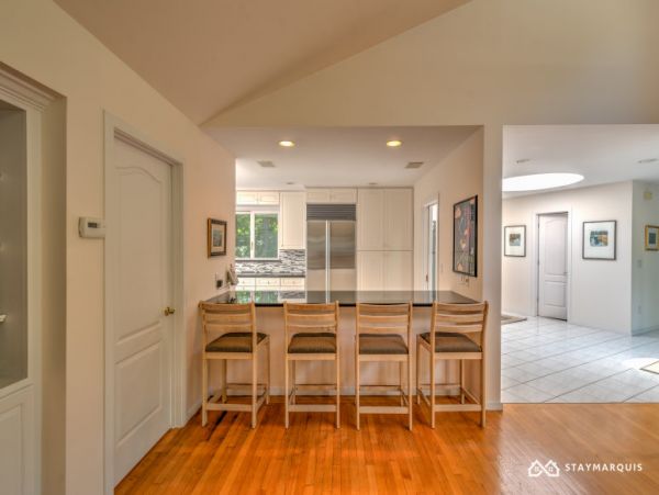 Hamptons Home 1020283