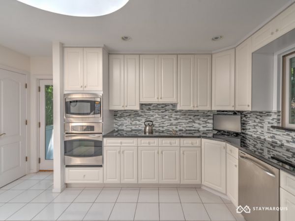 Hamptons Home 1020283
